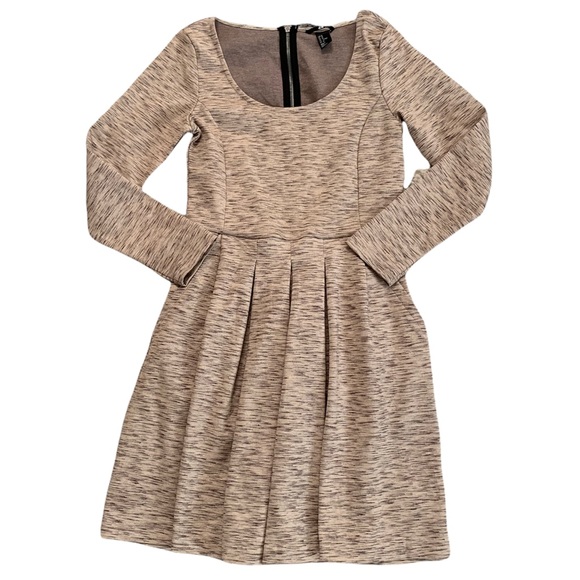 H&M Women’s Long Sleeve Light Brown Tan Dress Size Medium - Picture 3 of 17